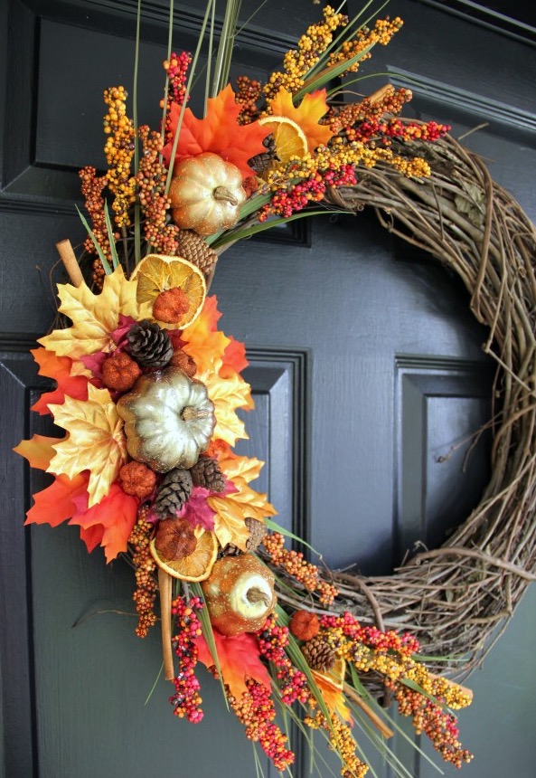 A Dozen DIY Wreaths to Make this Thanksgiving | RTM - RightThisMinute
