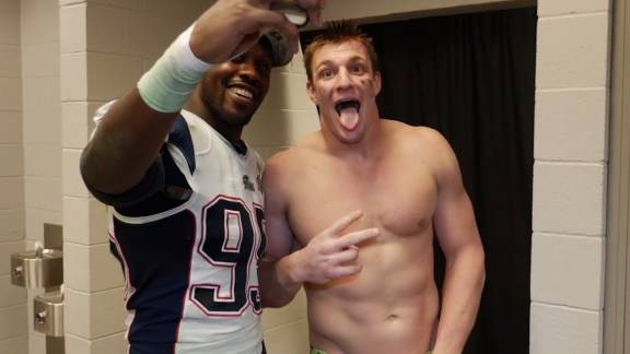 Rob Gronkowski Danced on Stage with Flo Rida After the Super Bowl RTM