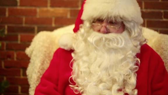 Moses vs. Santa Claus: Epic Rap Battles of History | RTM - RightThisMinute