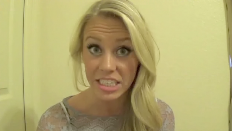 Hilarious Tips on How to Stay Thin Through the Holidays