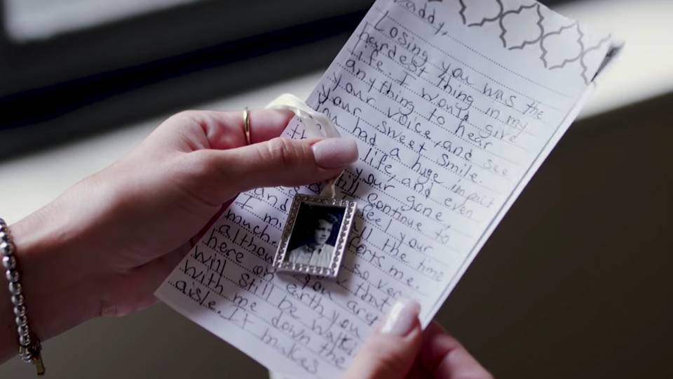Bride Reads Heartfelt Letter To Late Father On Wedding Day Rtm
