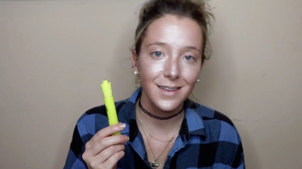 The Highlighter Makeup Challenge Like You Ve Never Seen It Before Rtm Rightthisminute