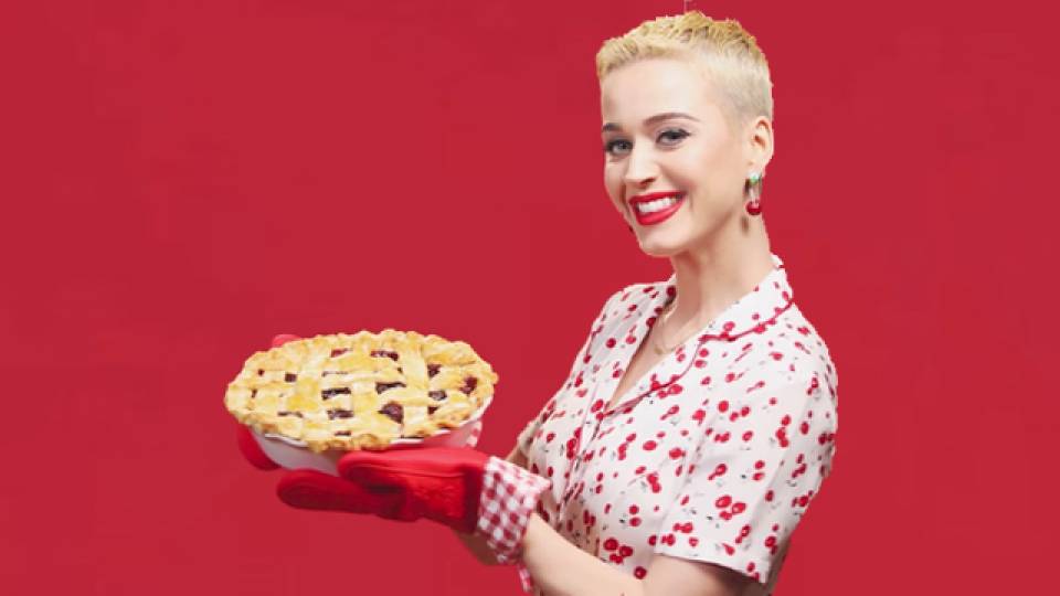 katy-perry-pie-recipe-video.jpg?itok=3x2