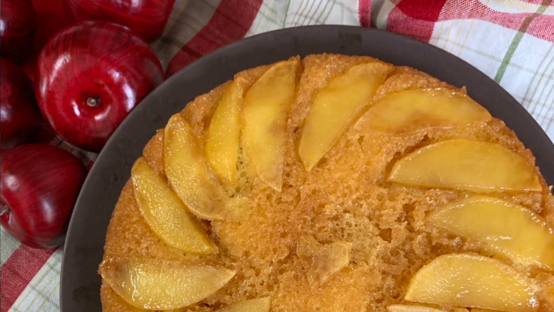Easy Apple UpsideDown Cake Recipe Is Perfect For Rosh