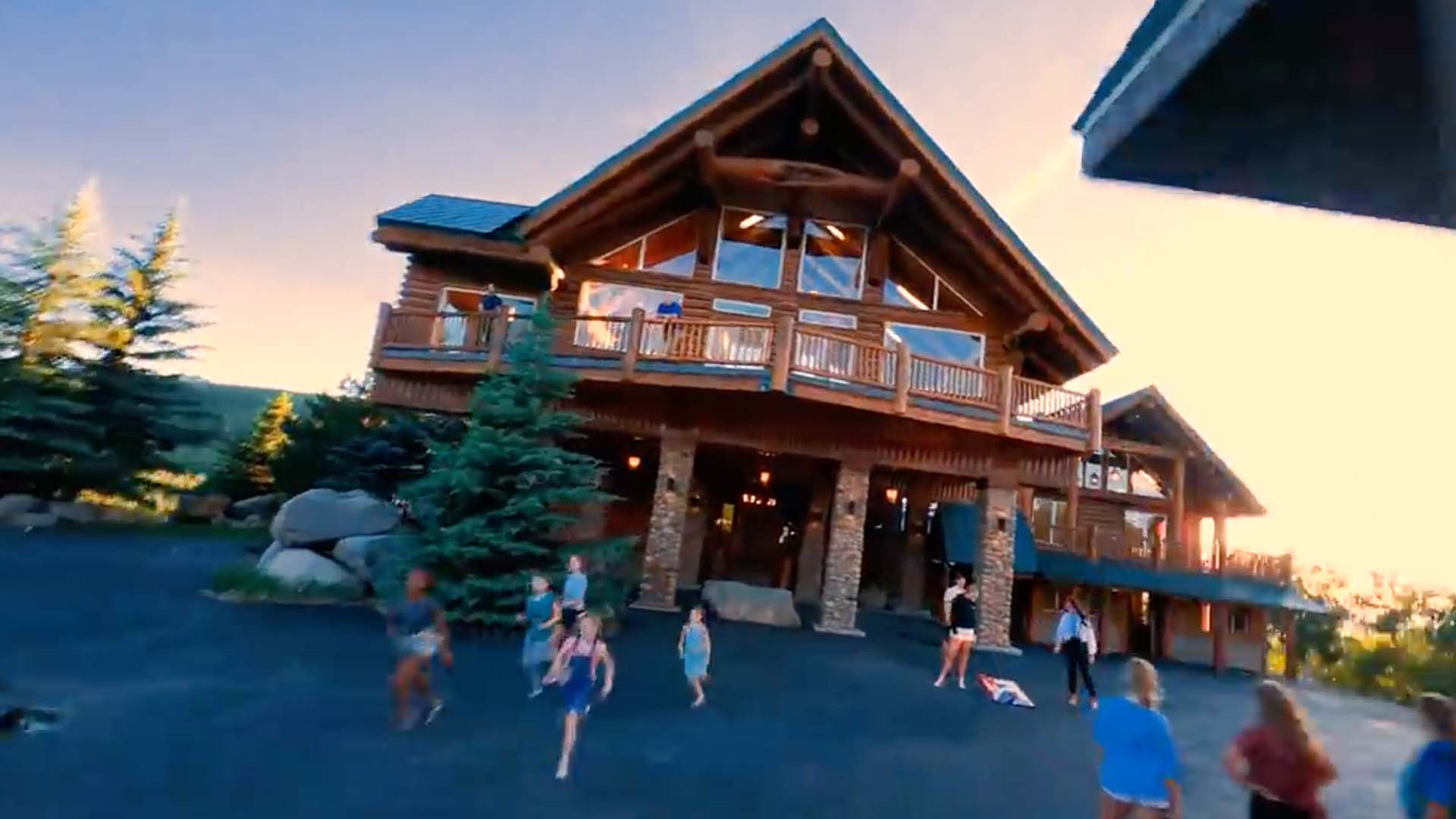 Visit America's Biggest Log Cabin Via A Drone RTM RightThisMinute