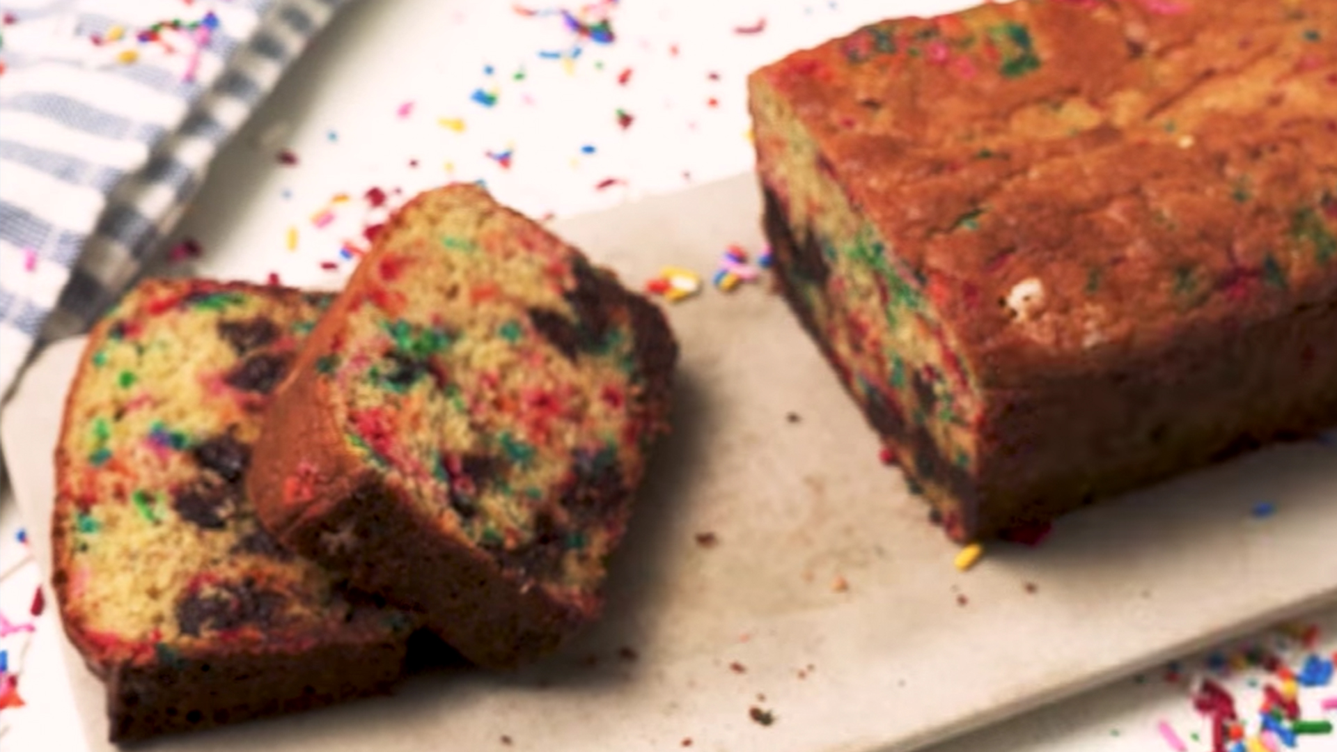 Making This 3 Ingredient Banana Bread Is A Piece Of Cake