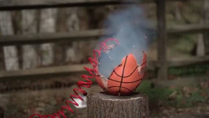 Mobile Air Compressor >> This is What it Looks Like When a Basketball Gets Filled With Too Much Air | RTM - RightThisMinute Mobile Air Compressor >> This is What it Looks Like When a Basketball Gets Filled With Too Much Air | RTM - RightThisMinute