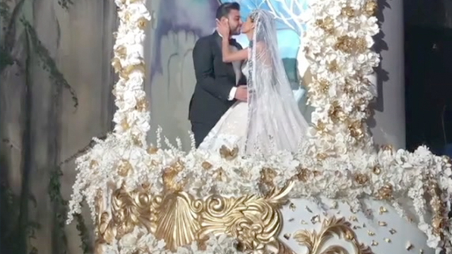 Married Couple Are Their Own Wedding Cake Toppers Rtm