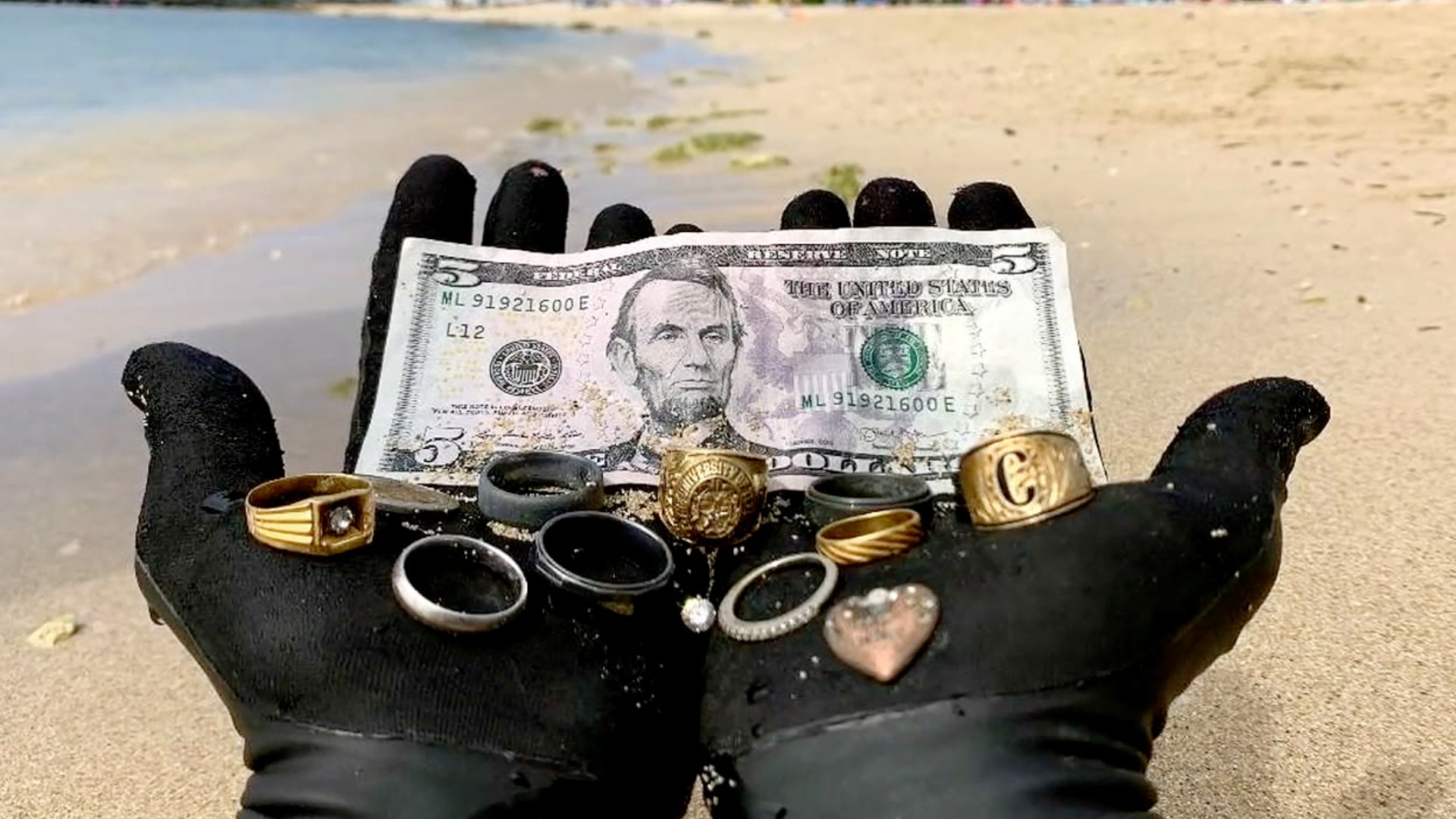 Searching For (And Finding) Lost Treasure RTM RightThisMinute