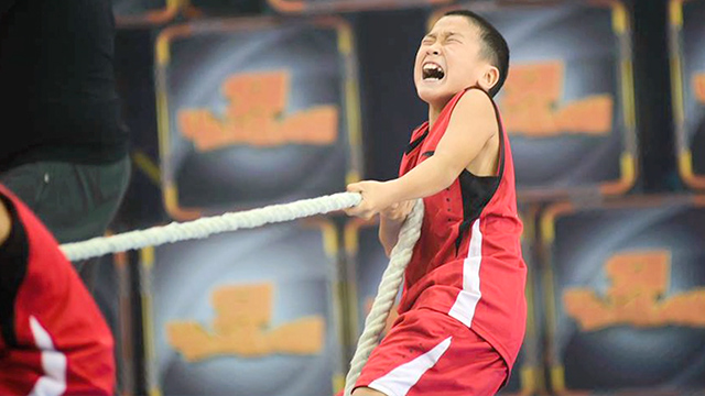 Kid Hero Saves Team In Viral 'Tug Of War' Duel RTM 