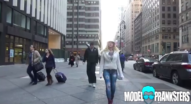 The Good Ride >> She Isn't Wearing Pants, but That Doesn't Stop Her From Walking Around NYC | RTM - RightThisMinute The Good Ride >> She Isn't Wearing Pants, but That Doesn't Stop Her From Walking Around NYC | RTM - RightThisMinute