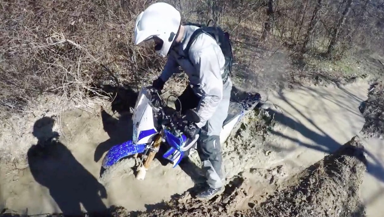 Motorcycles Getting Stuck in Mud and Water Filled Holes RTM