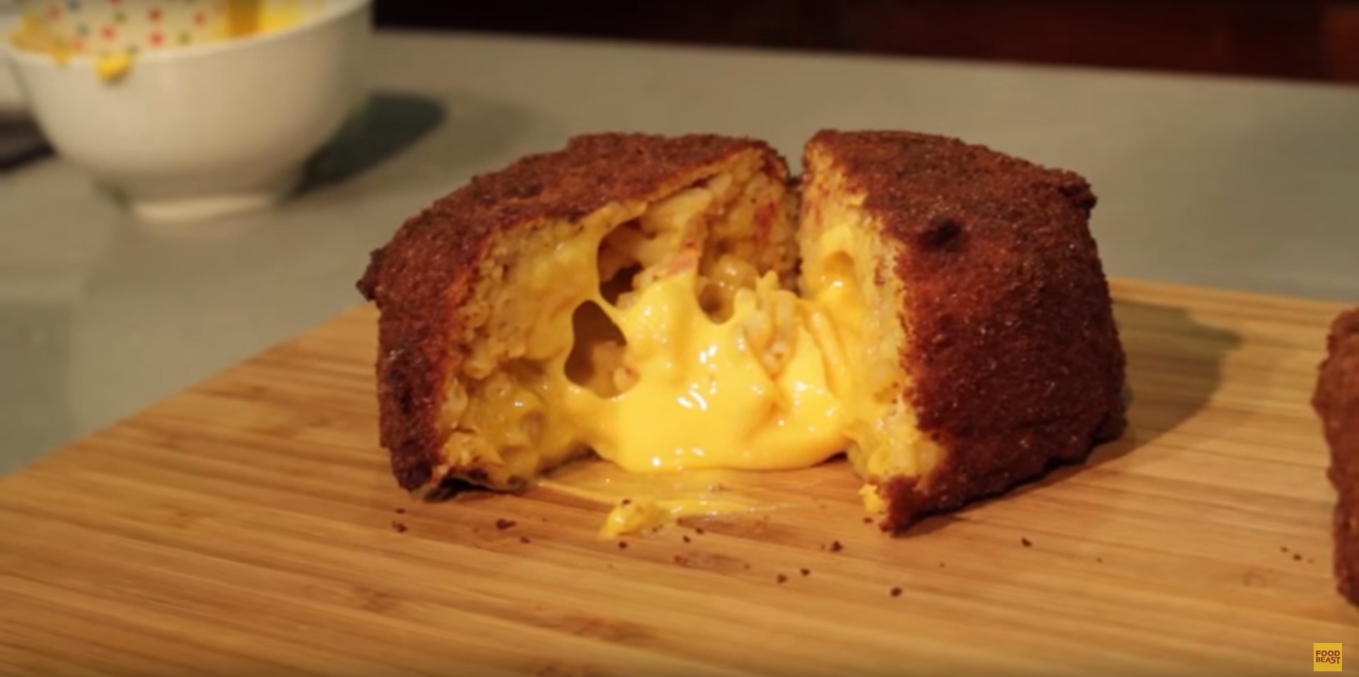 Mac ’n Cheese Lava Cake is the Stuff of Dreams RTM RightThisMinute