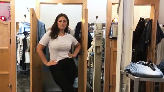 Kết quả hình ảnh cho curvy girls shopping