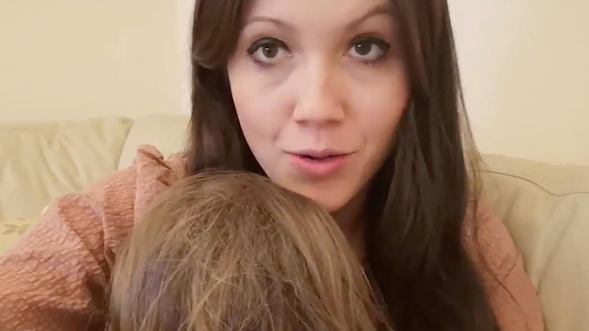 Mom Continues Breastfeeding 7 Year Old Daughter Rtm Rightthisminute