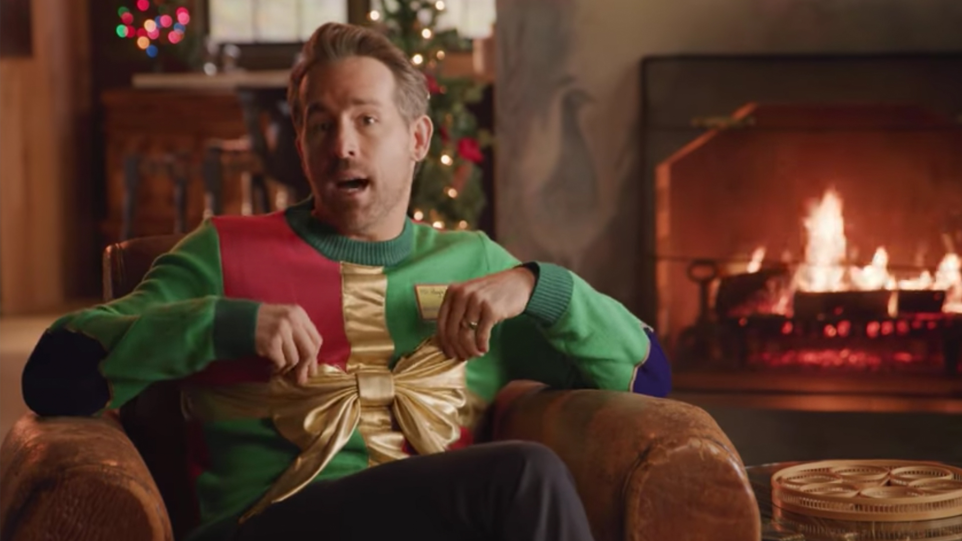 Ryan Reynolds And His Ugly Christmas Sweater Raise Money For Children's ...